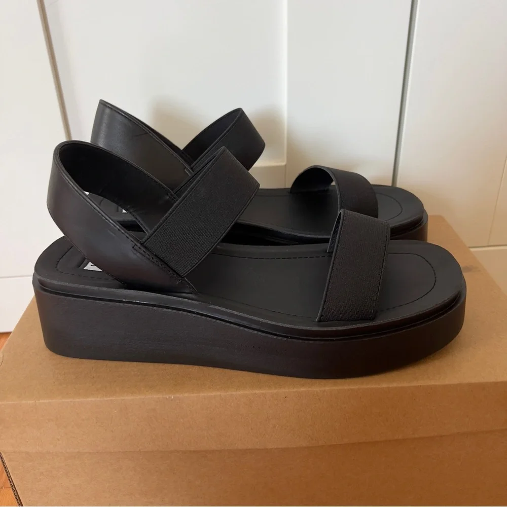 Steve Madden Jovial Black Platform Sandals - Picture 3 of 6